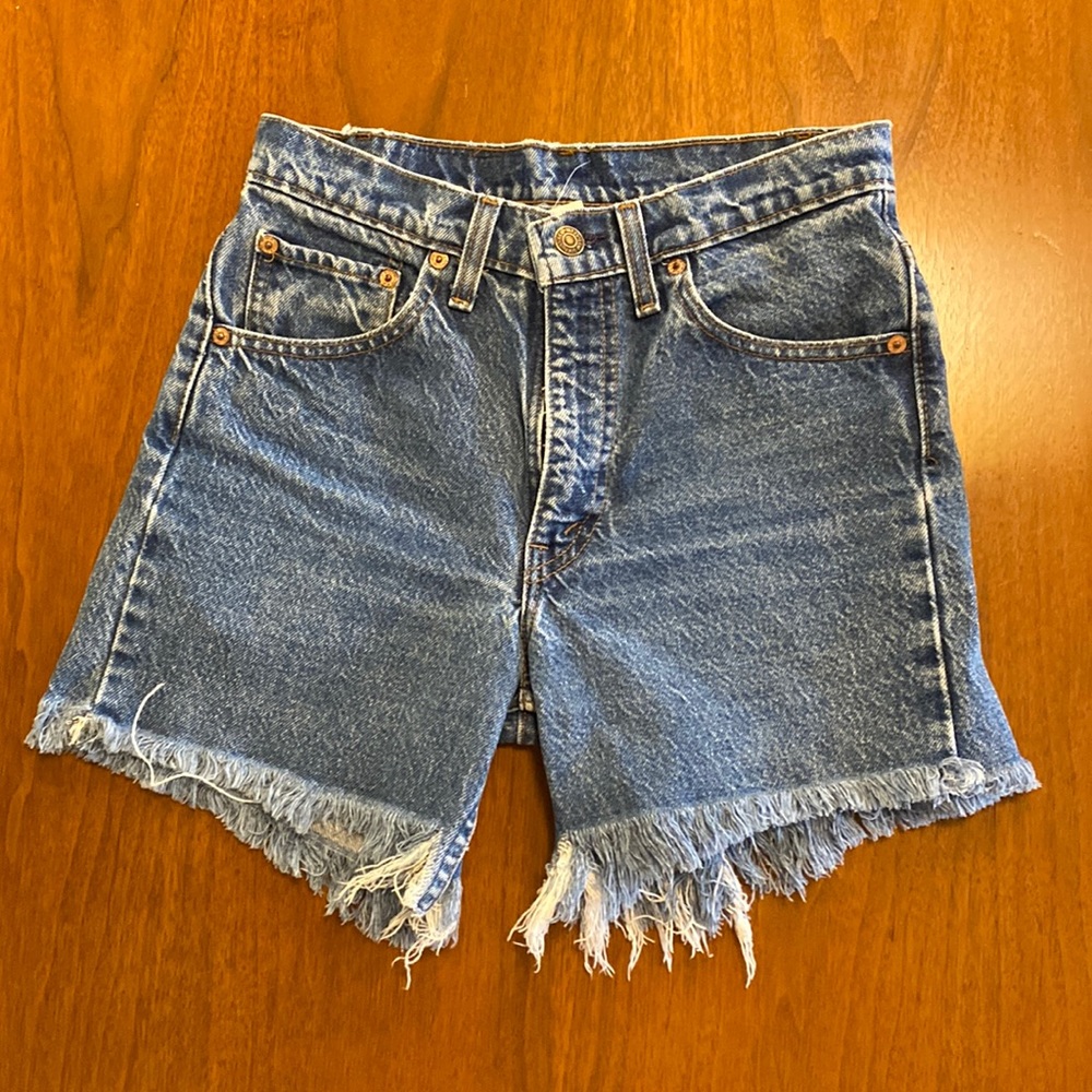 Levi’s Shorts Raw Hem